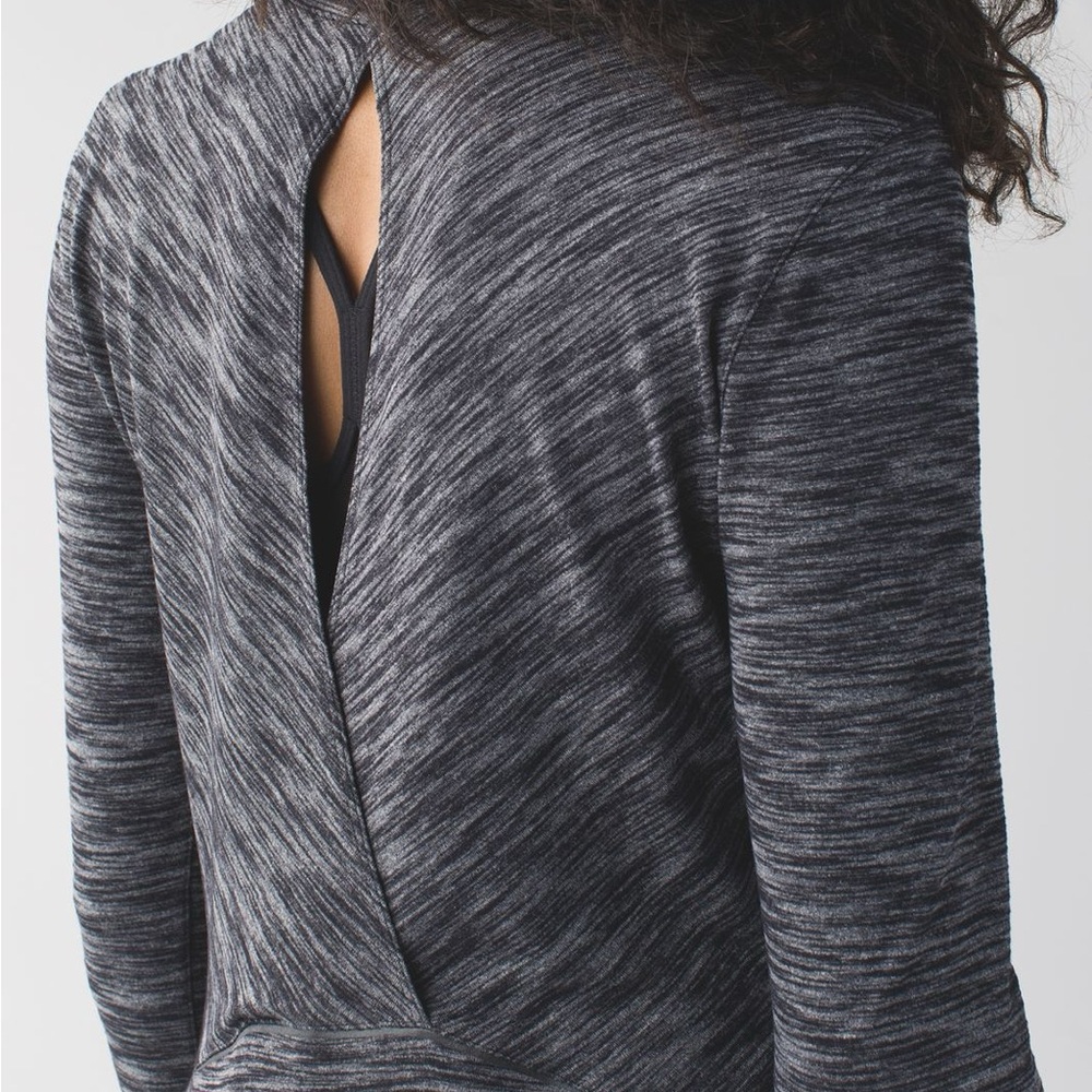 Lululemon & Go Take Off Long Sleeve Mock Neck Top Size 8 - Picture 4 of 10